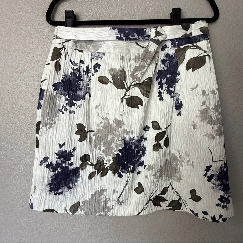 Teri Jon‎ Belted Mini Skirt Floral Size 8 Textured Fabric Above Knee Business